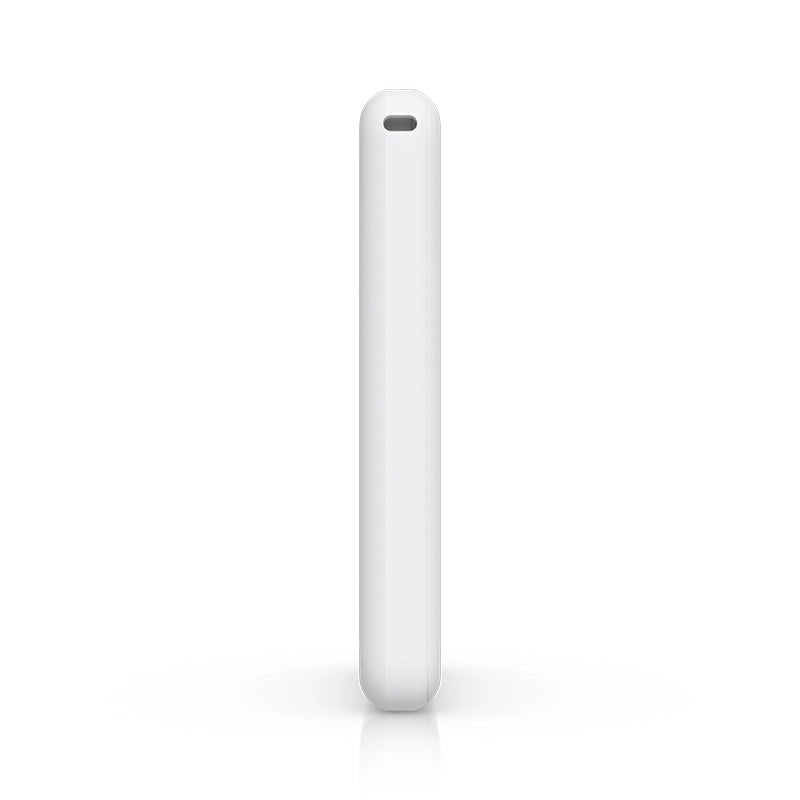 Ubiquiti - Ubiquiti UniFi Travel Router (UTR)